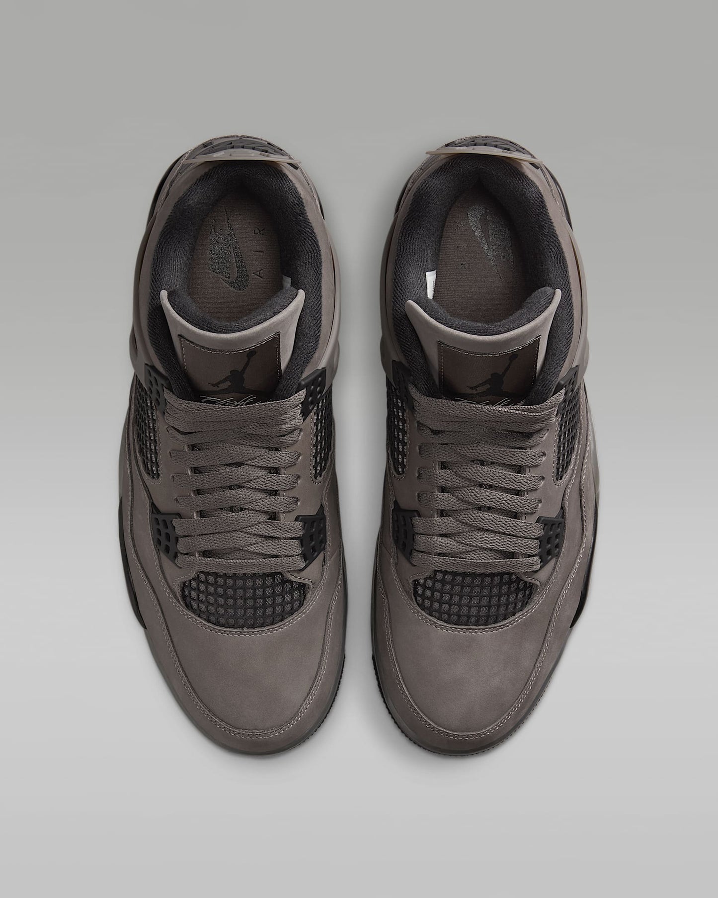 JORDAN RETRO 4