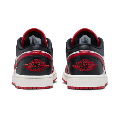 Jordan 1 low reverse black toe