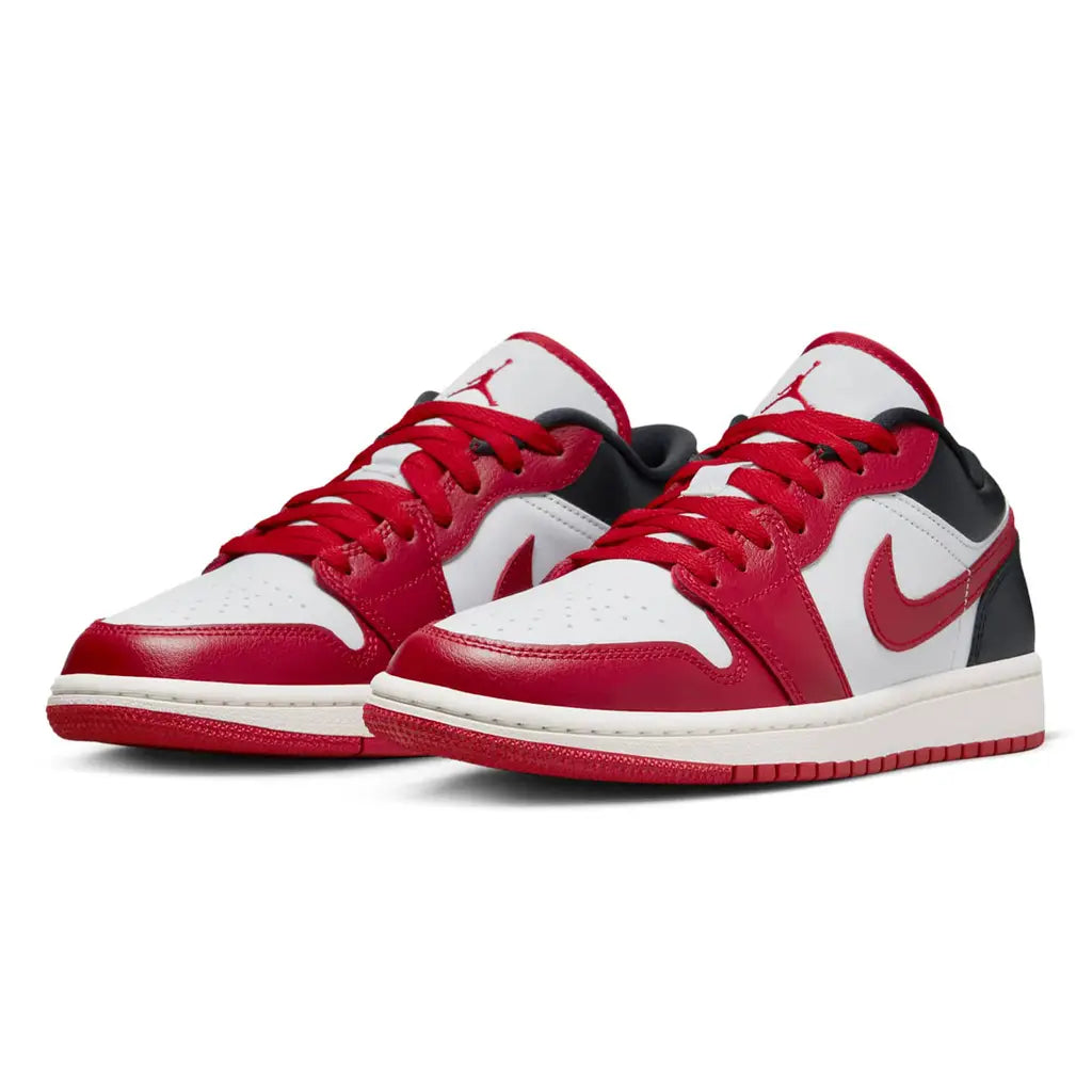Jordan 1 low reverse black toe