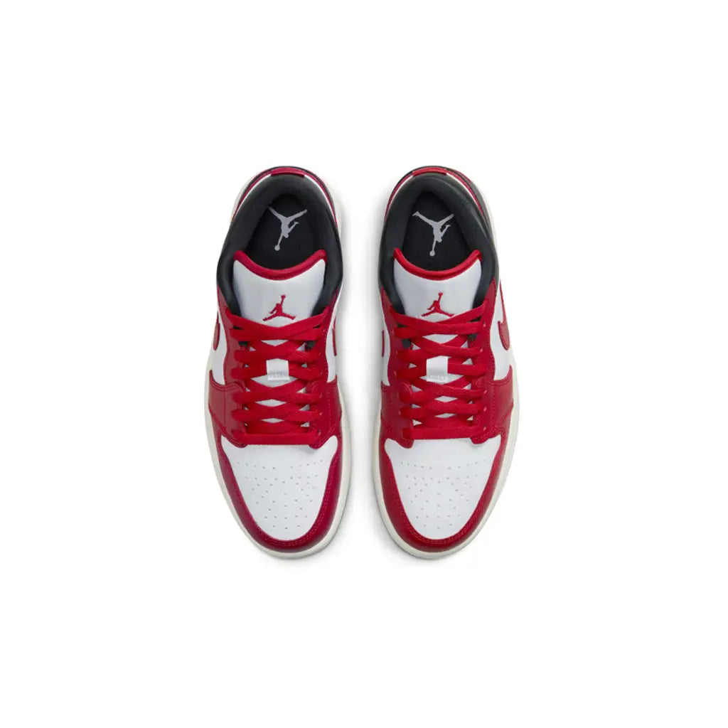 Jordan 1 low reverse black toe