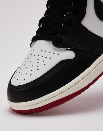JORDAN 1 HIGH BLACK TOE