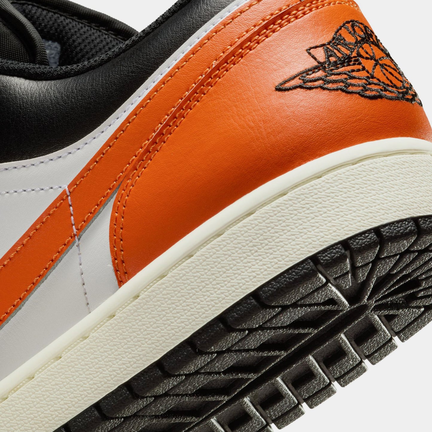 JORDAN 1 LOW STARFISH