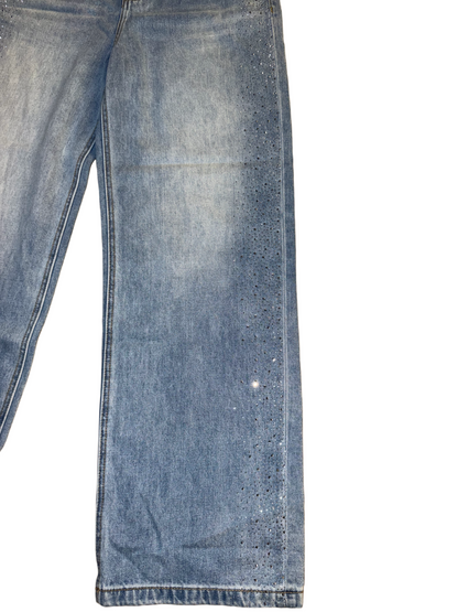 Supply & demand pearls shine Jean