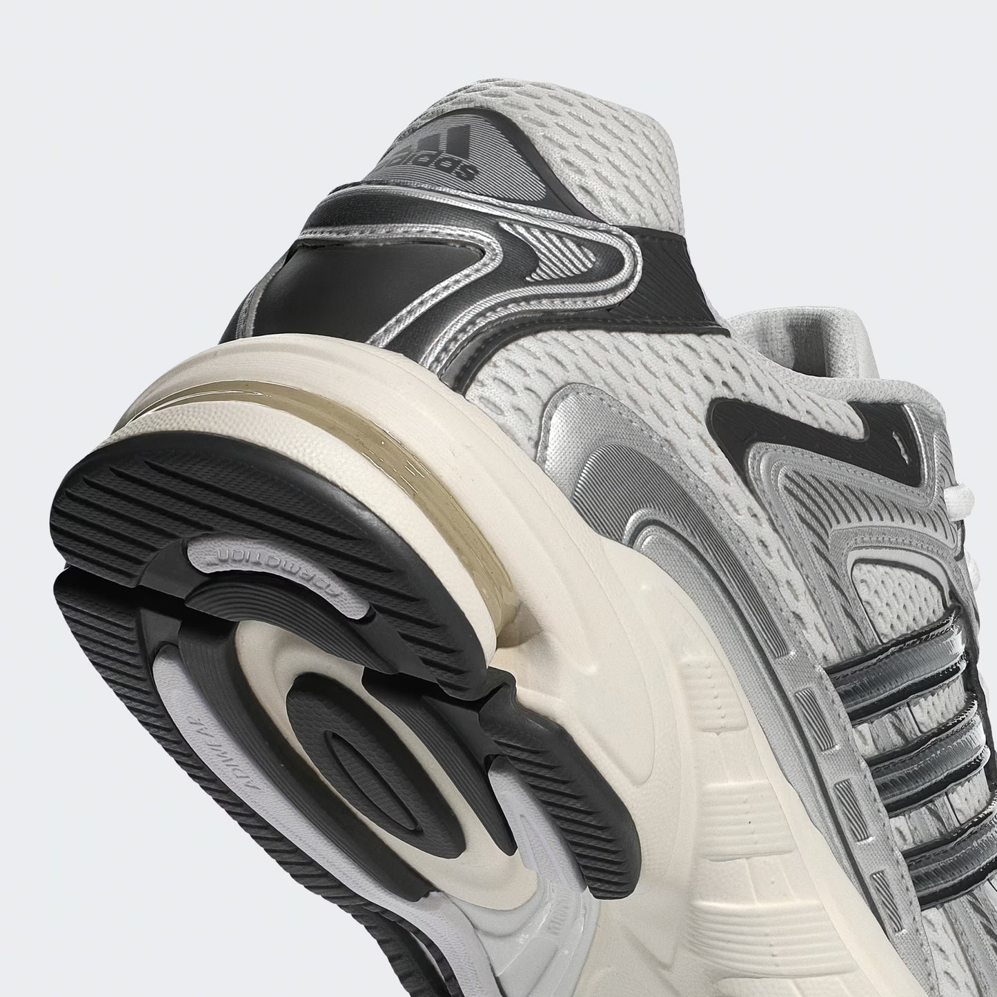 ADIDAS RESPONSE CL