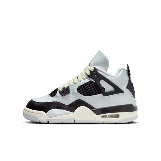 JORDAN RETRO 4