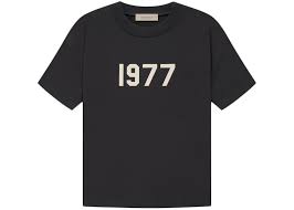 ESSENTIALS 1977