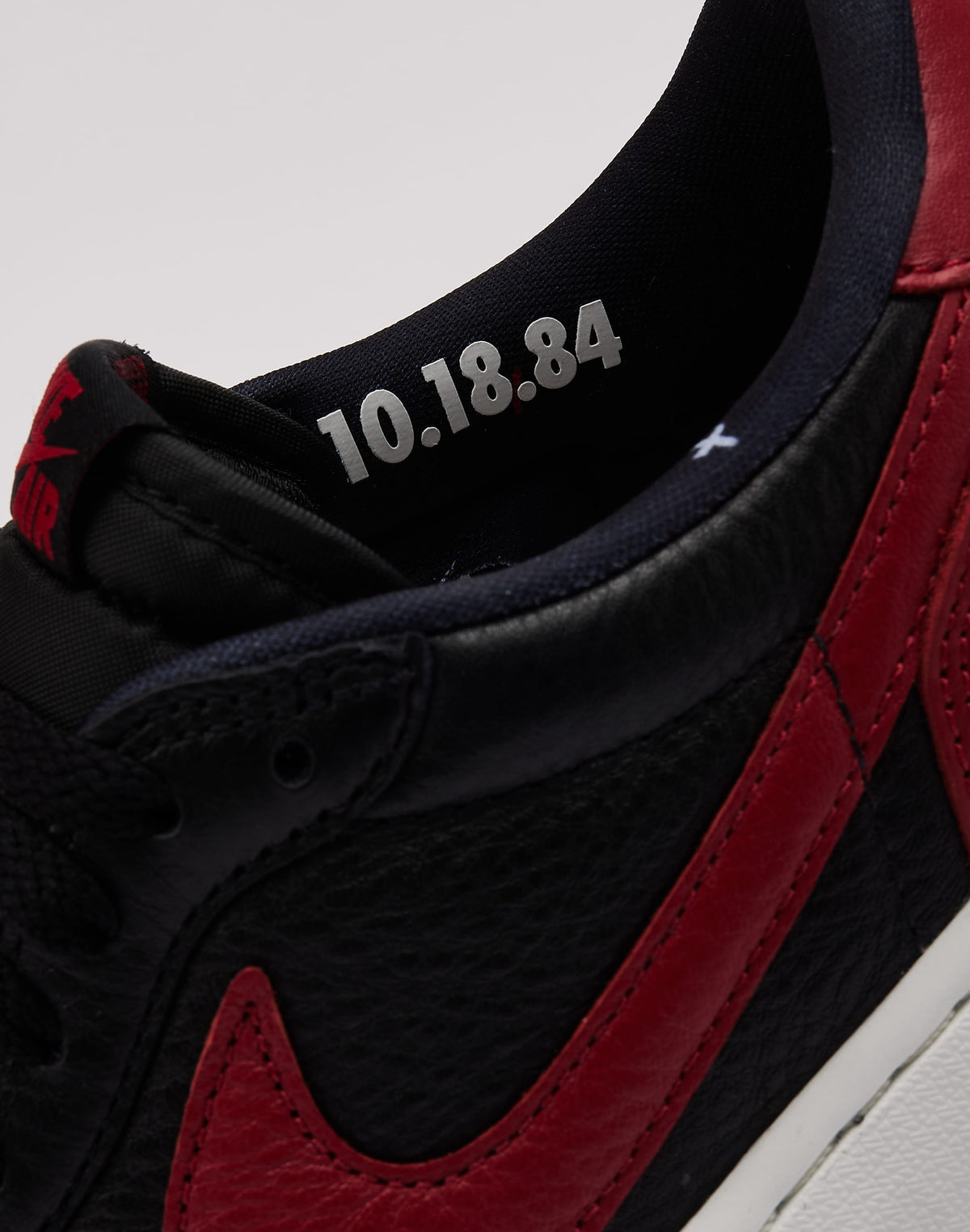 J1 Retro Low OG 'Banned'